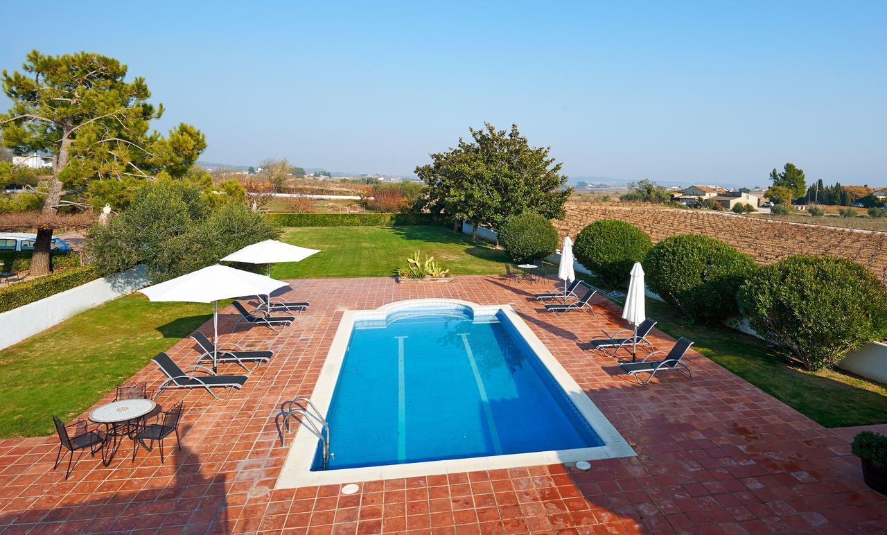 Hotel Rural Cal Ruget Vilobi Del Penedes Buitenkant foto