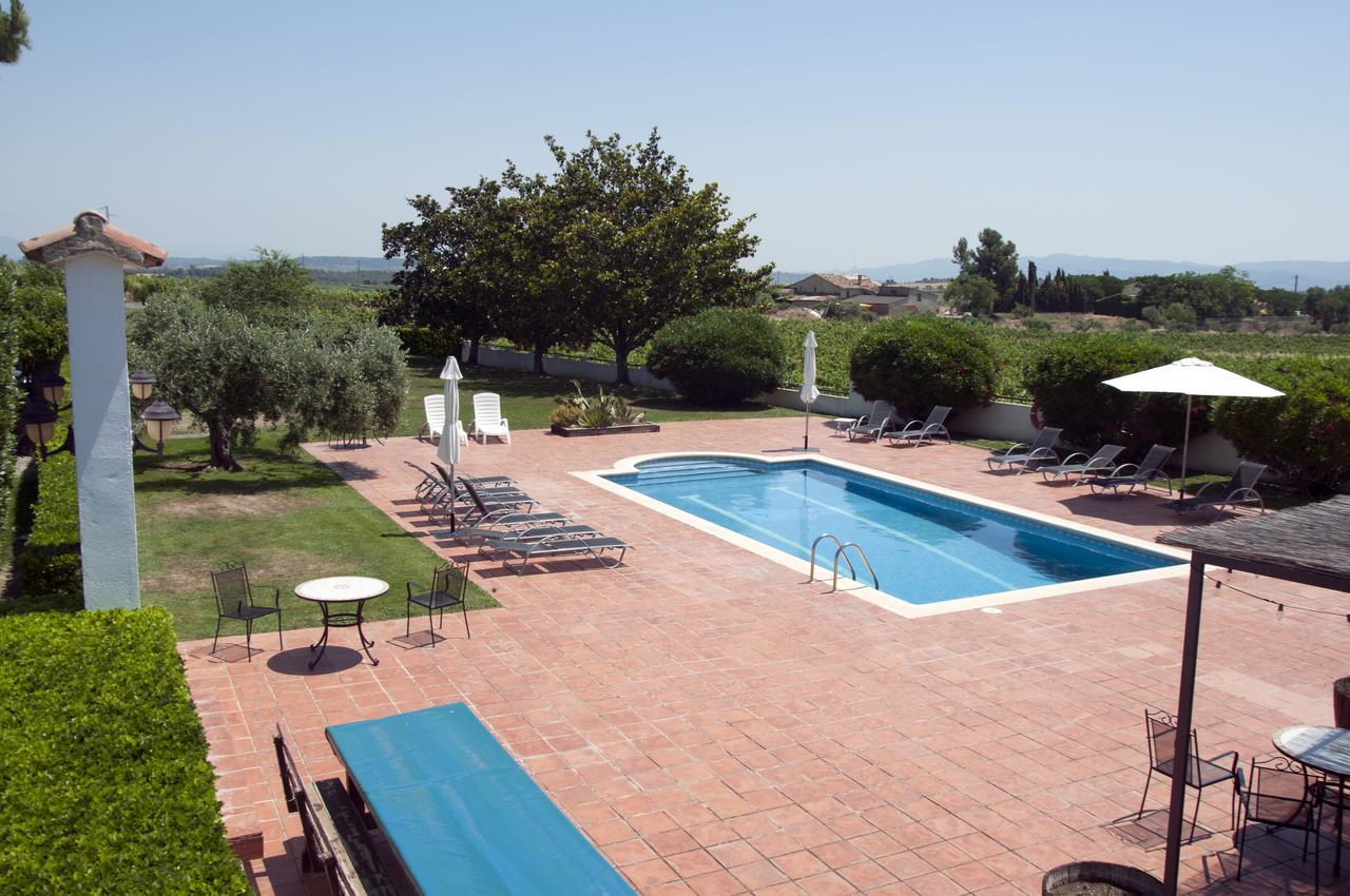 Hotel Rural Cal Ruget Vilobi Del Penedes Buitenkant foto