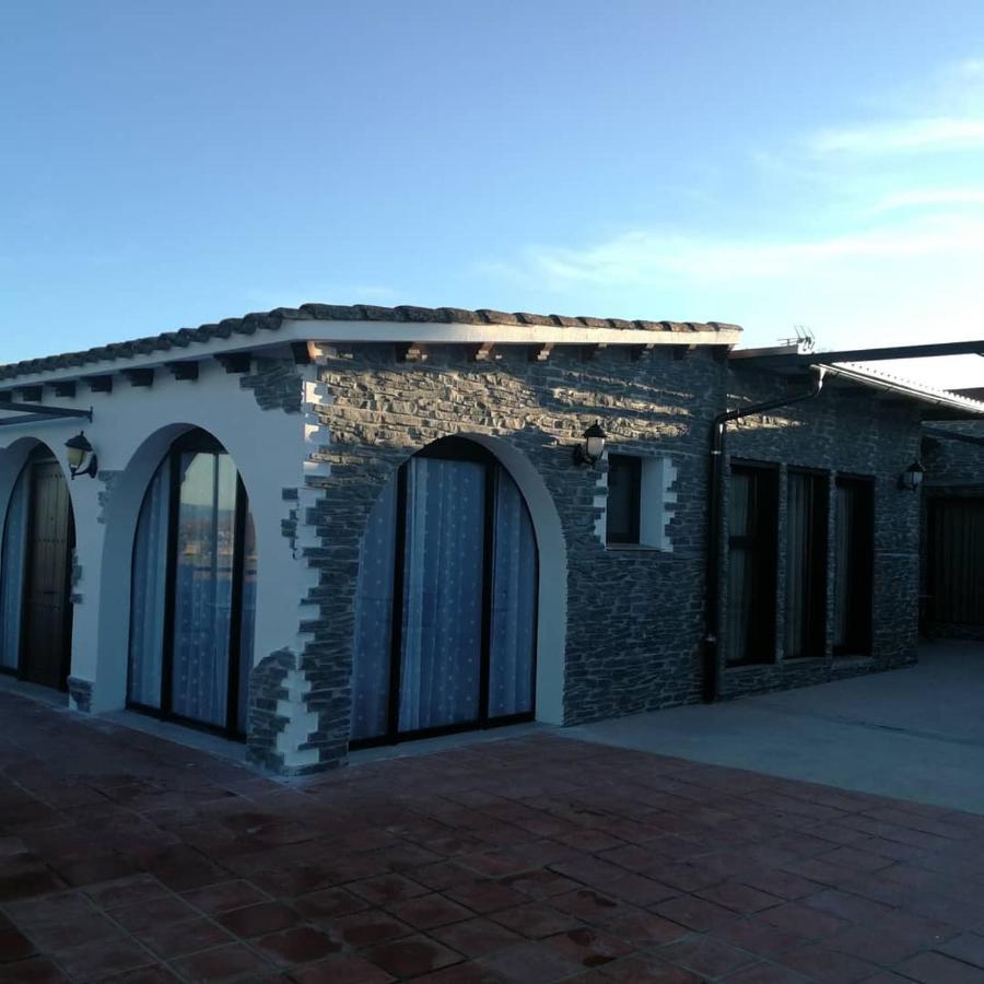 Hotel Rural Cal Ruget Vilobi Del Penedes Buitenkant foto